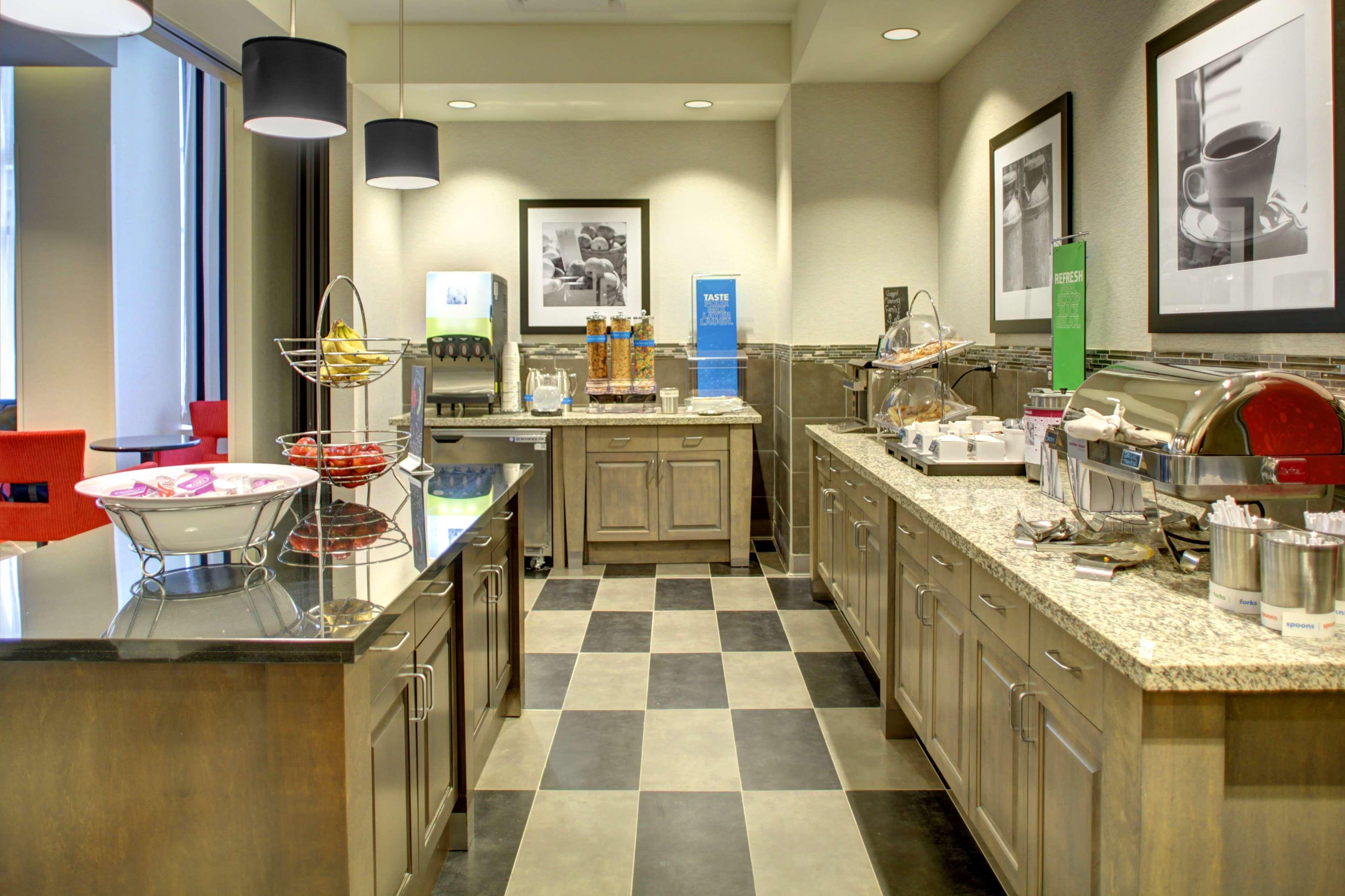 Hampton Inn & Suites - Roanoke-Downtown, Va Екстер'єр фото