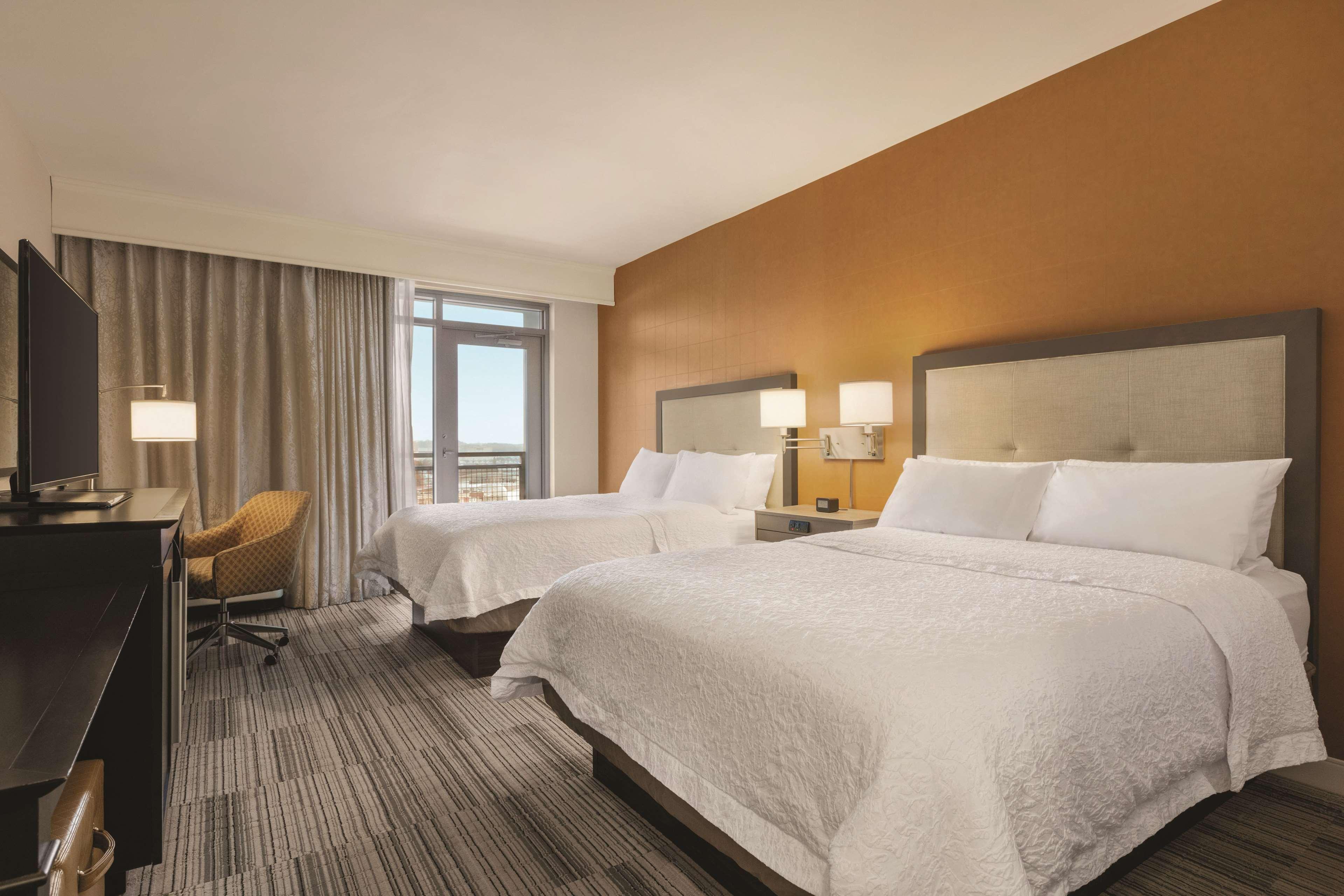 Hampton Inn & Suites - Roanoke-Downtown, Va Екстер'єр фото