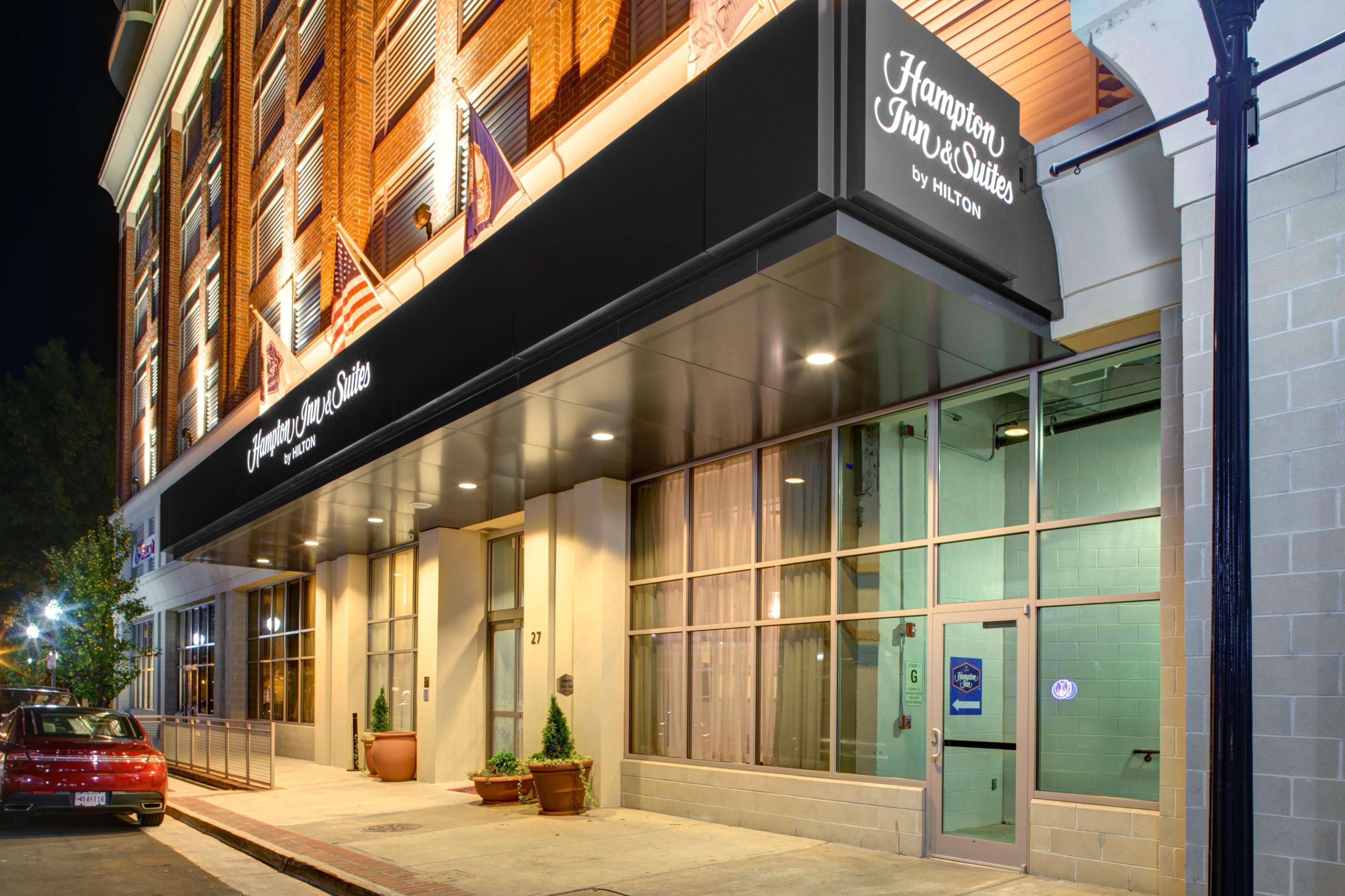 Hampton Inn & Suites - Roanoke-Downtown, Va Екстер'єр фото
