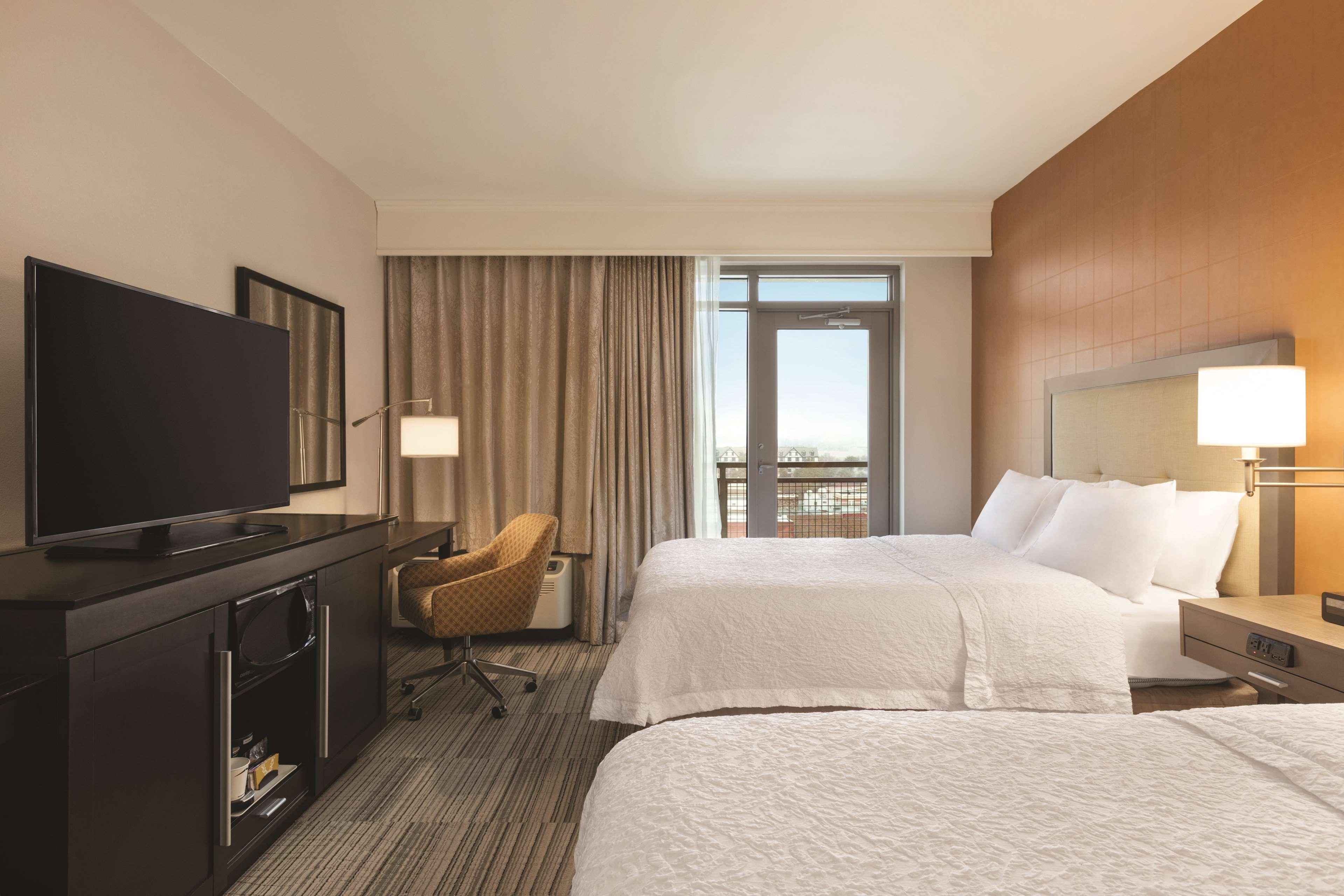 Hampton Inn & Suites - Roanoke-Downtown, Va Екстер'єр фото